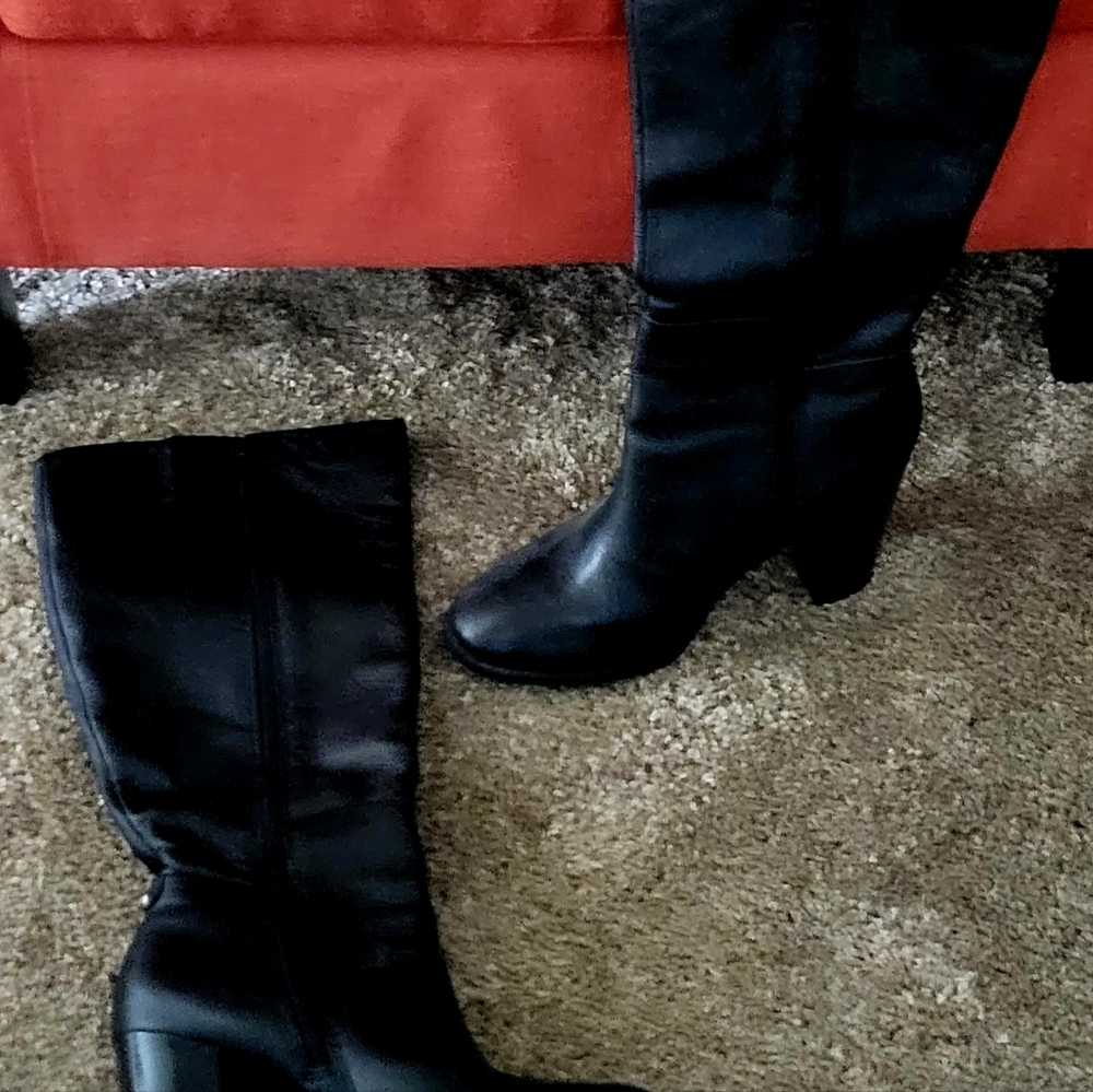 Black Boots